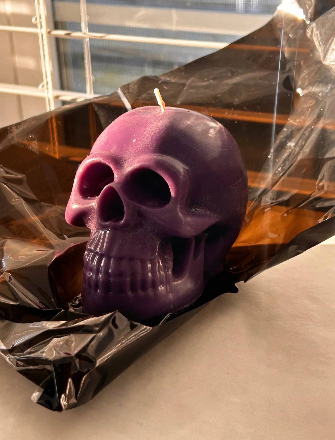 Purple Bleeding Skull Candle - Rose Scent