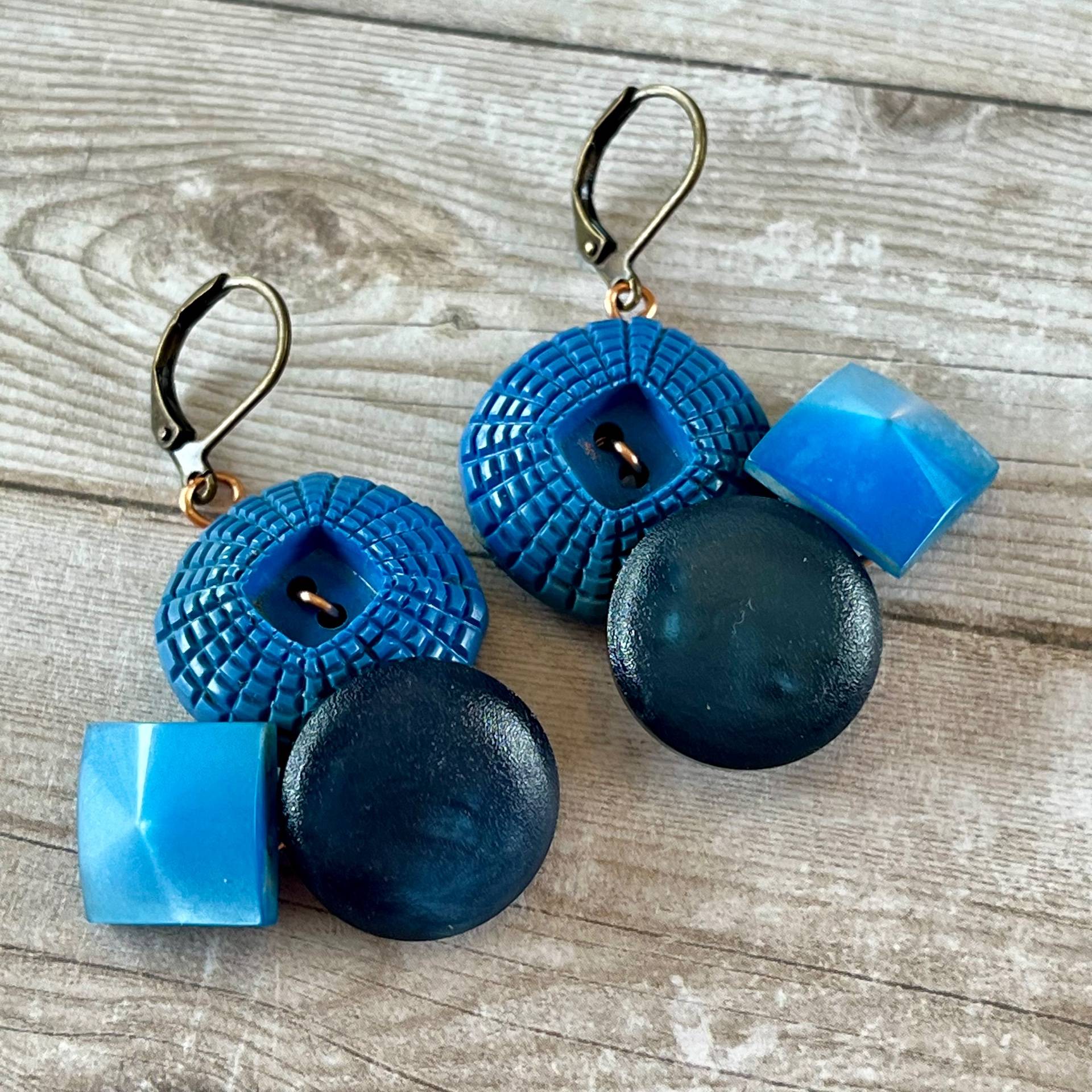 Blue Cluster Vintage Button Earrings 