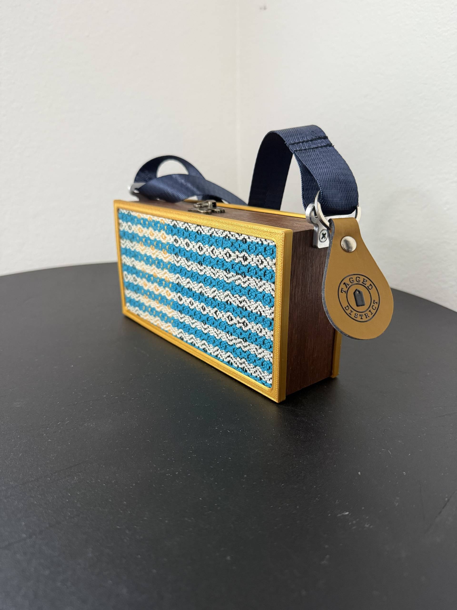 The Exhibit Purse - Woven Stripe - thumbnail 2 of 7